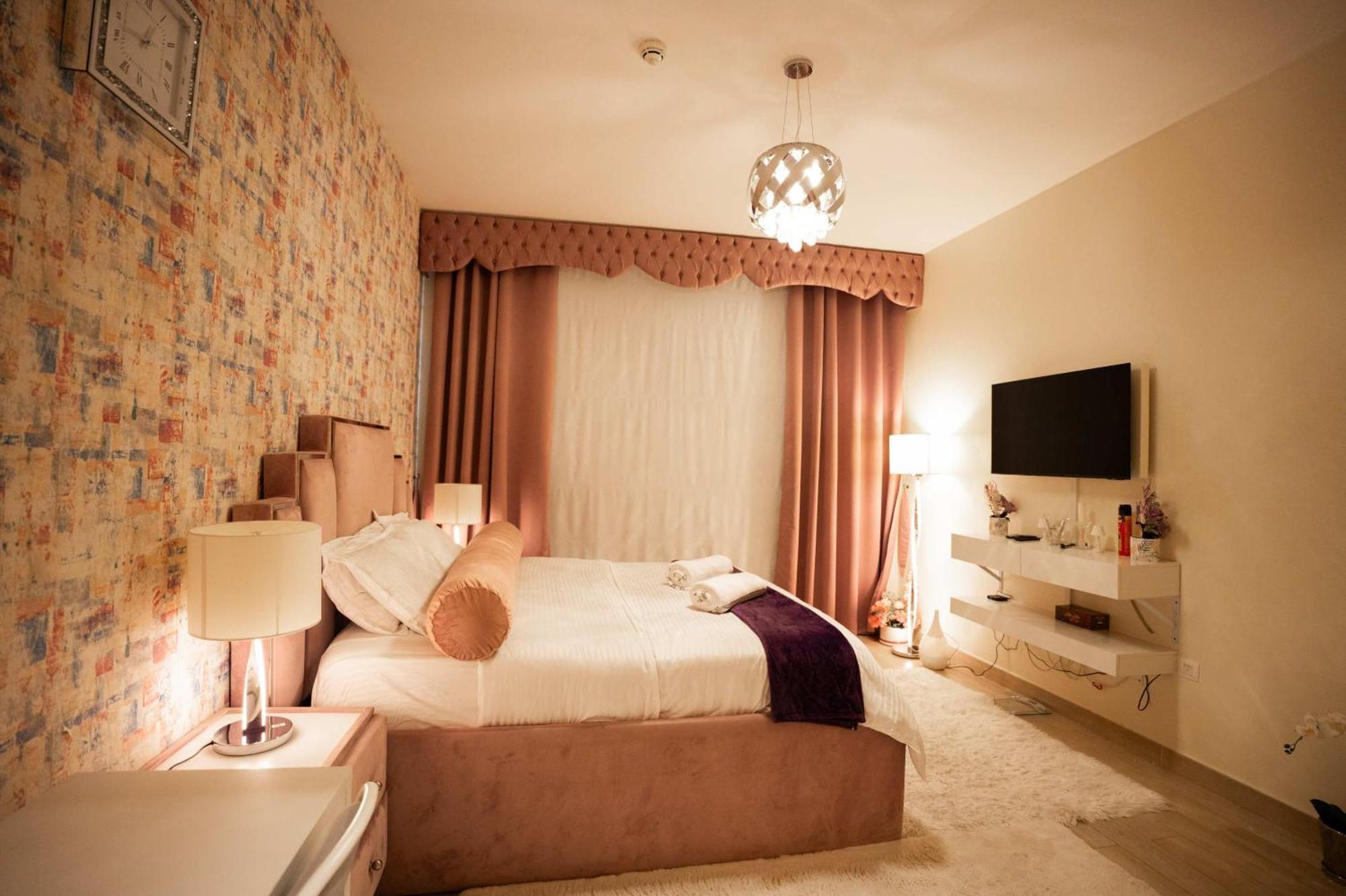 2br Spacious Private Entrance In Yas Island 001 *