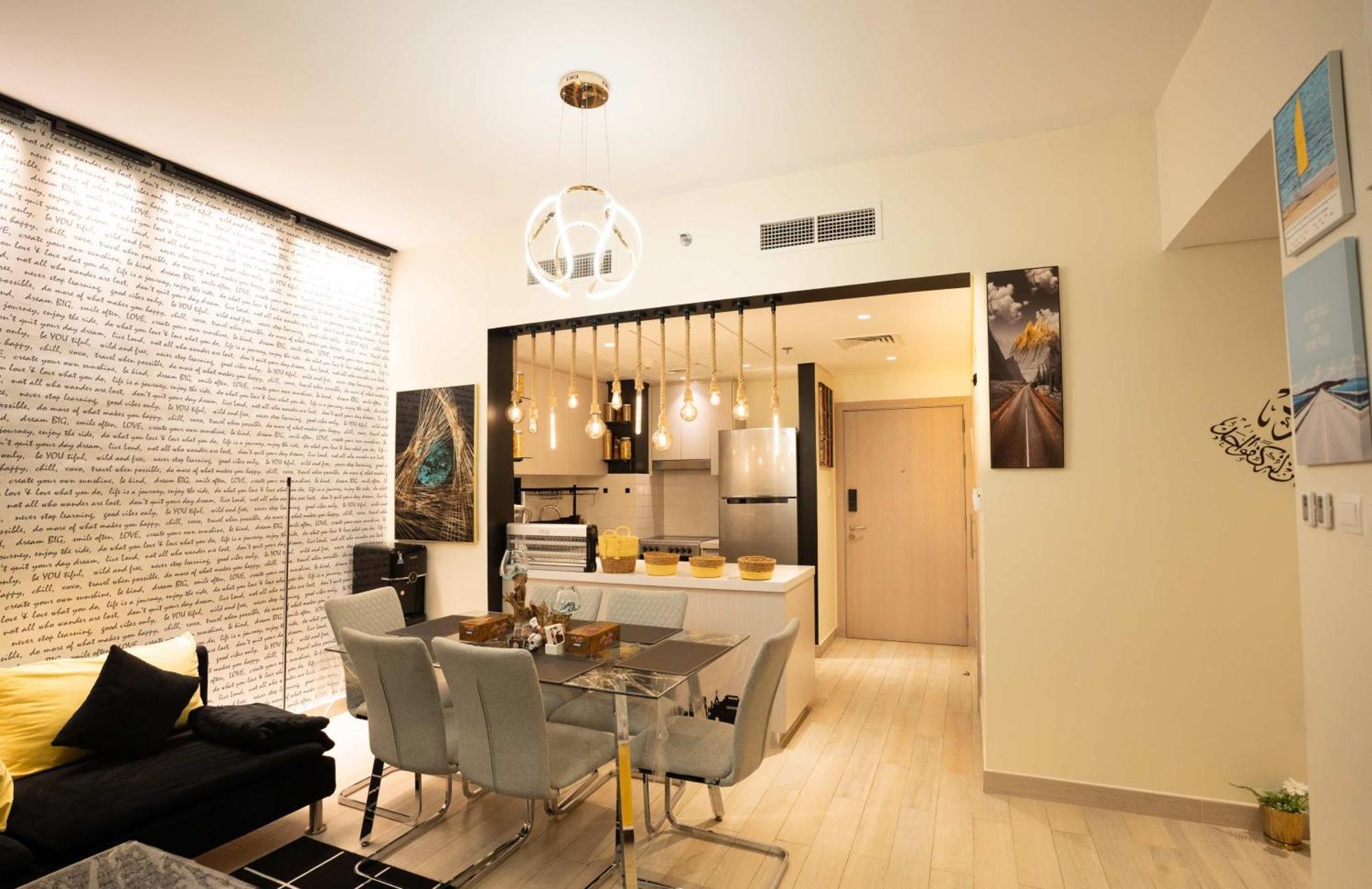 2br Spacious Private Entrance In Yas Island 001 *